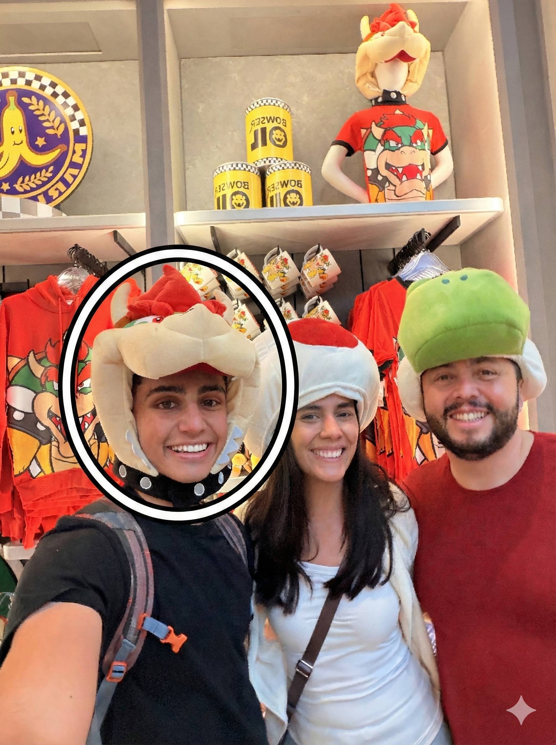 Andrés with his parents